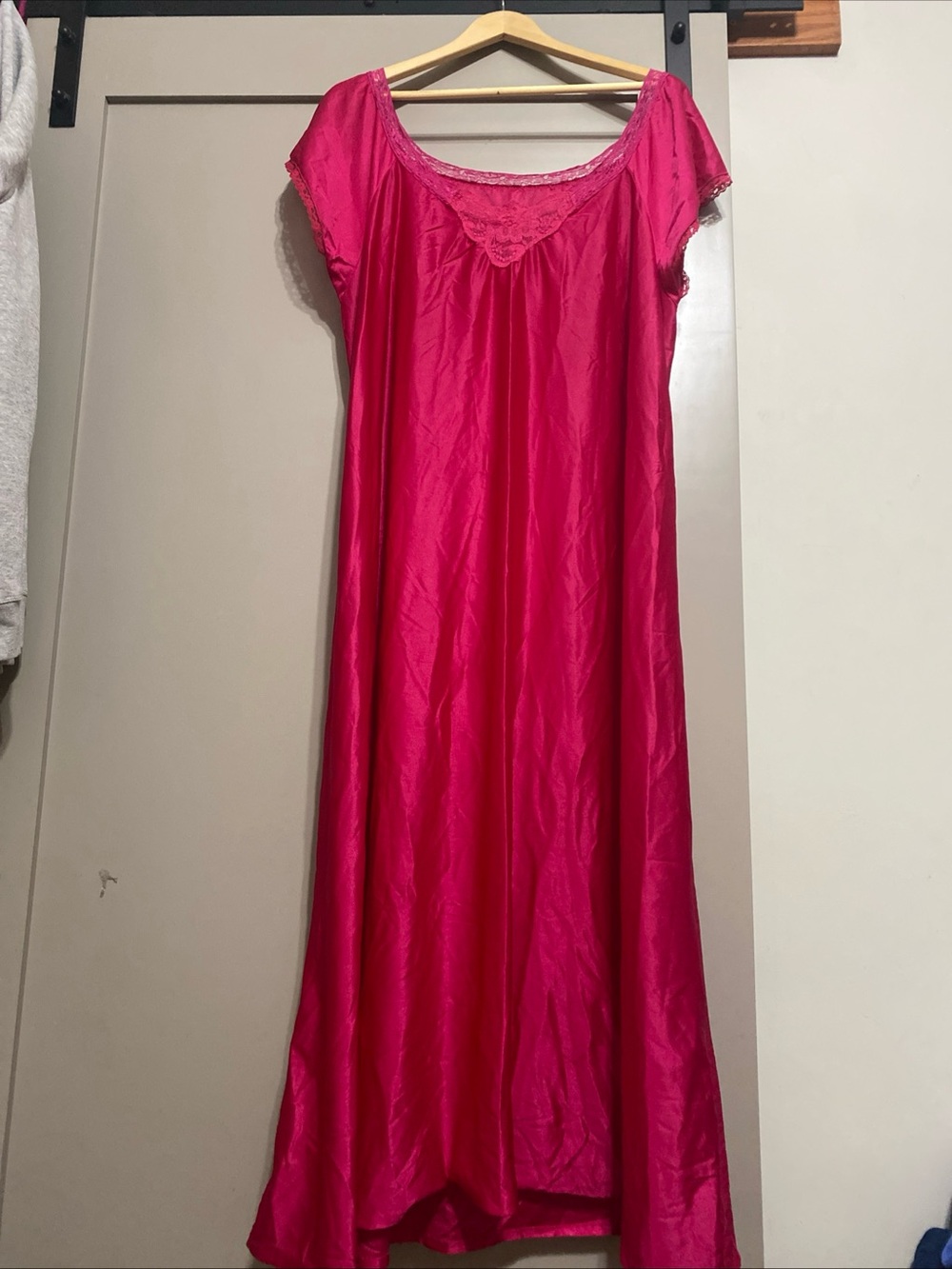 Vintage 80’s Women's Long Nightgown Slip - Fuchsia Pink